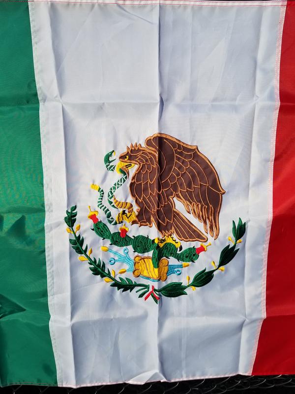 FLAG 3X5 FTS, BANDERA BORDADA Y IMPRESA, EMBROIDERED FLAG, AND PRINTED OUTDOORS AND INDOORS DECORATION MEXICAN FLAG SUPPORT PERFECT FOR ANY EVENT OR TO REPRESENT THIS COUNTRY Ornaments Backdrop Banner