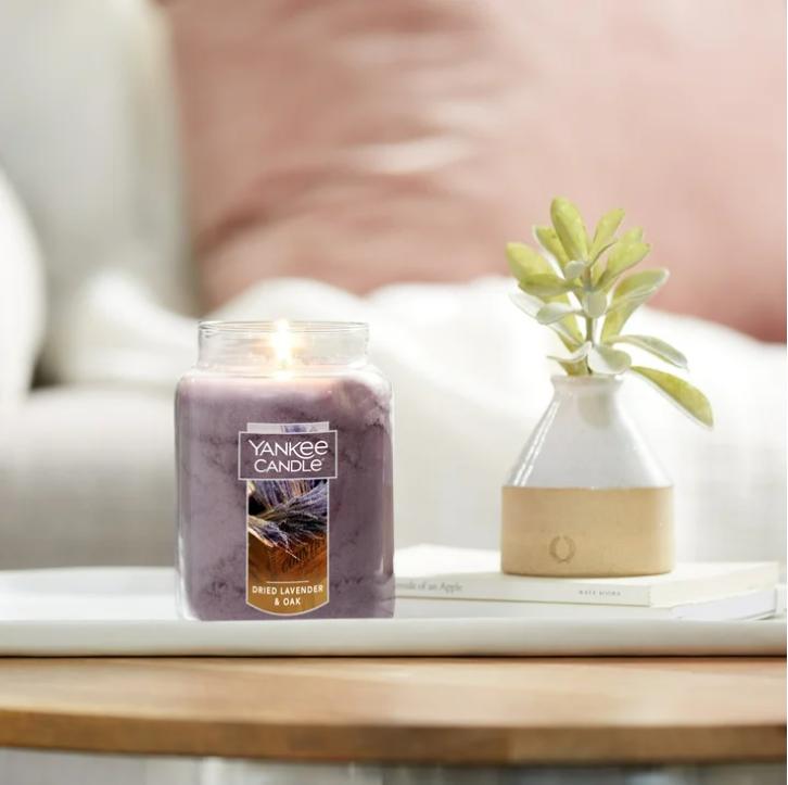 Yankee Candle Dried Lavender & Oak Original Large Scented Jar Candle, 22 oz