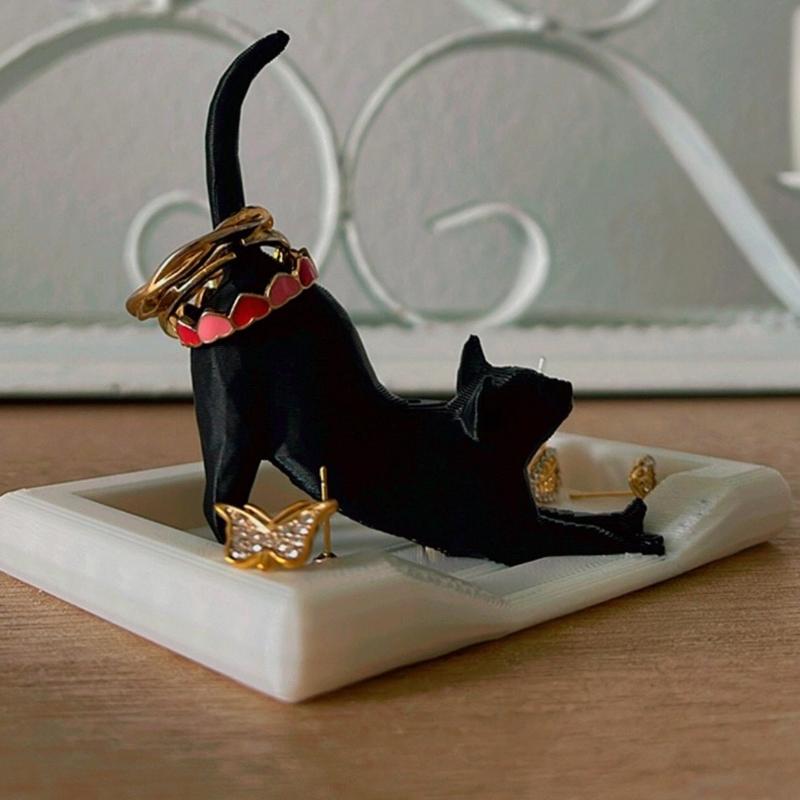 3D Printed Cat Ring Holder with Cat Bed Ring Dish - Engagement Gift Personalized Ring Holder for Her Organiser Lightweight