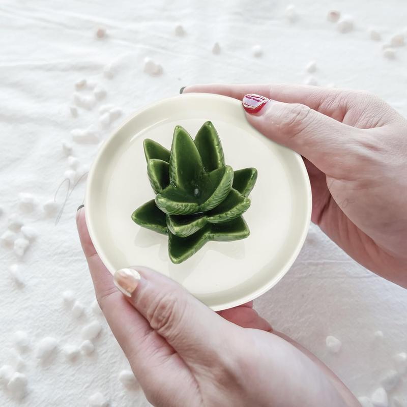 Ceramic-Aloe-Ring-Holder-Cactus-Ring-Holder,  Dish Holder Trinket Tray for Rings Earrings Necklace Organizer for Women Girls Valentines Christmas Birthday Gift