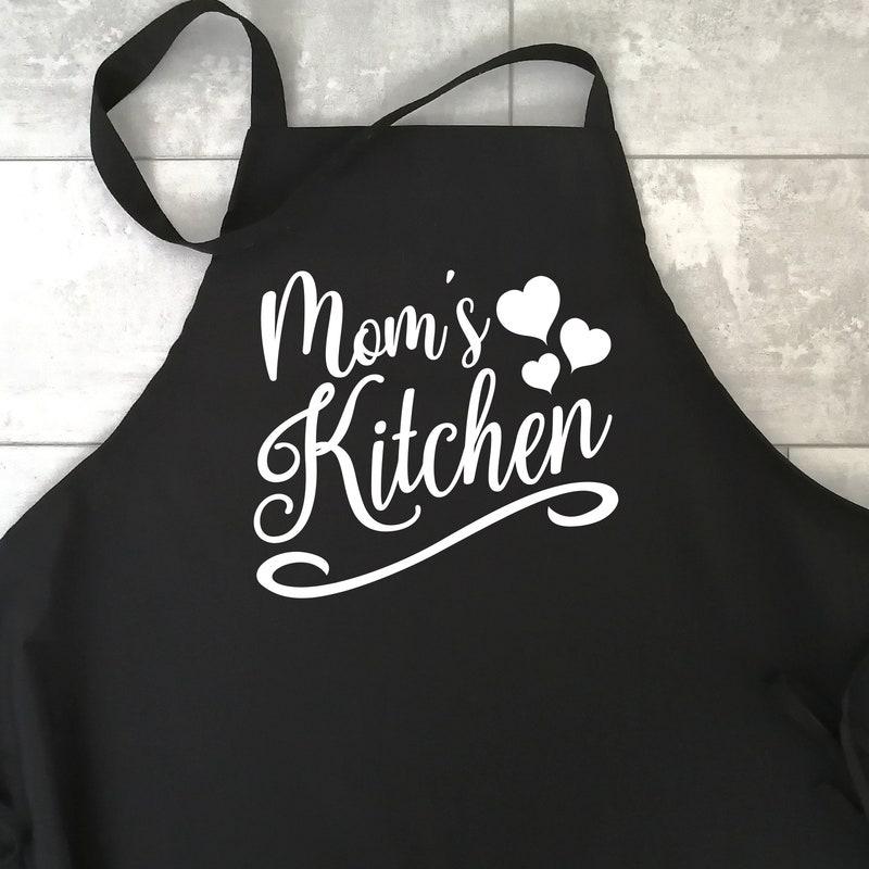 Moms Kitchen Apron , Mother Days Gift, Chef Mom Apron, Gift For Mom, Birthday Mom Gift, Mom Kitchen Apron, Funny Mom Gift Apron Unisex Hoodie T-shirt And Funny Sweatshirt C