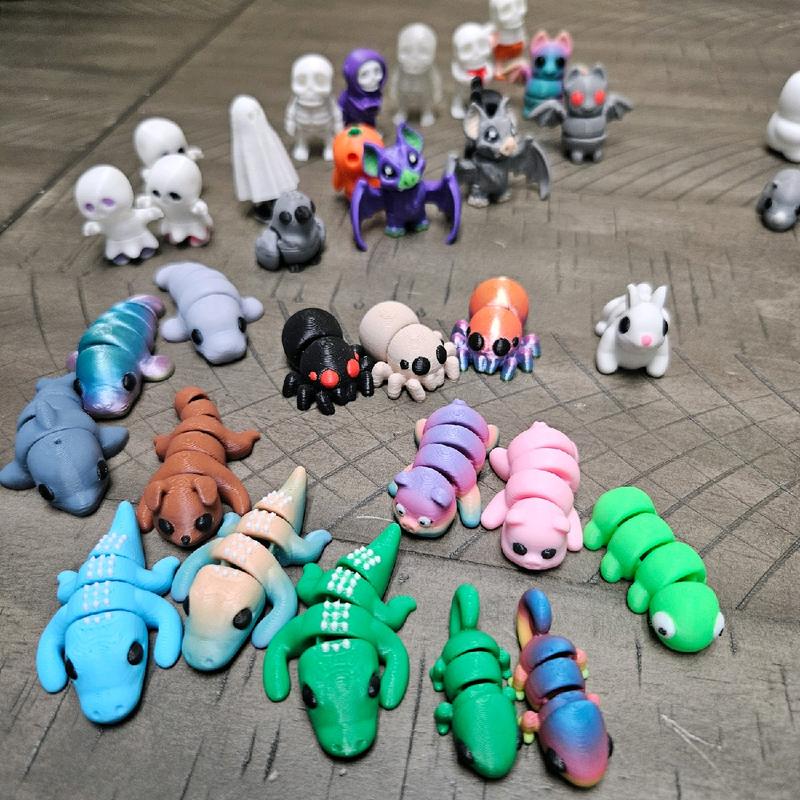 3D printed MICRO mini handpicked desk pet figurines