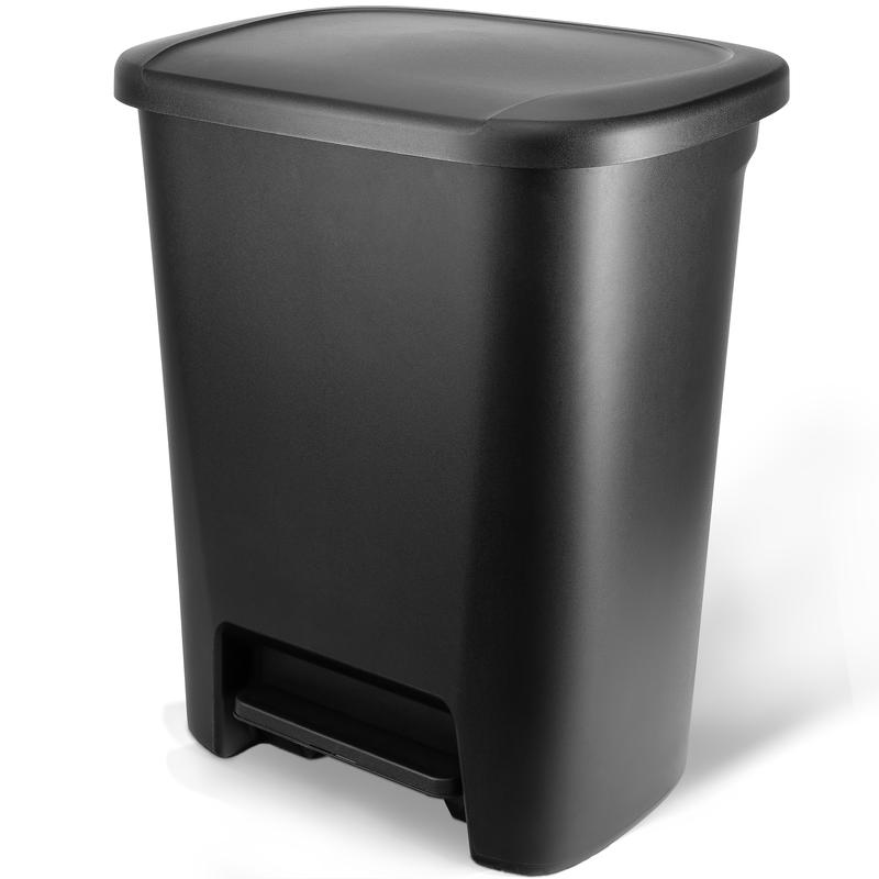 Hefty 20.4 Gallon Step-On Trash Can, Plastic Extra Large Kitchen Trash Can, Black