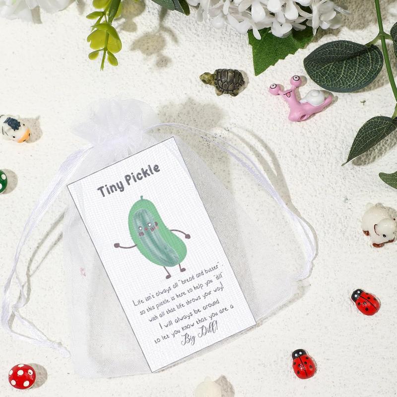 60 Sets Positive Emotional Pickle Support Gifts Bulk Cute Smile  Mini Pickle Ornament with Inspirational Cucumber Card Organza Bags Employee Appreciation Gifts Party Favors Decoration