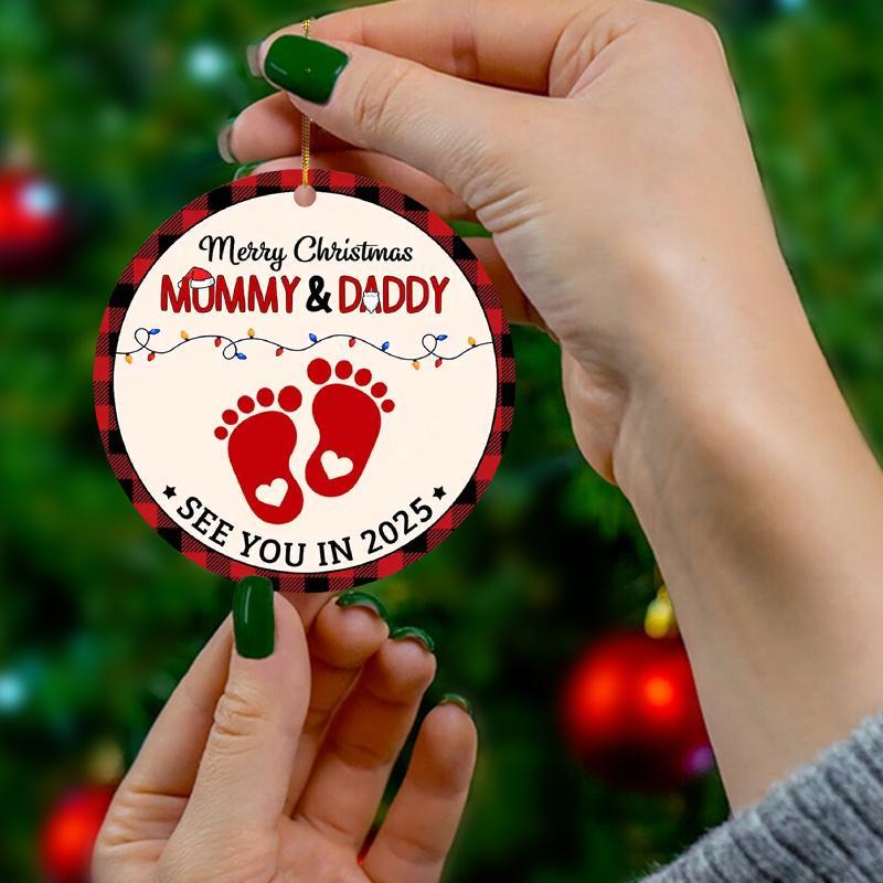 ''Merry Christmas Mommy & Daddy See You in 2025'' Letter Christmas Tree Decoration, Car Rearview Mirror Ornament, Gift for Expecting Parents, Christmas Ornament