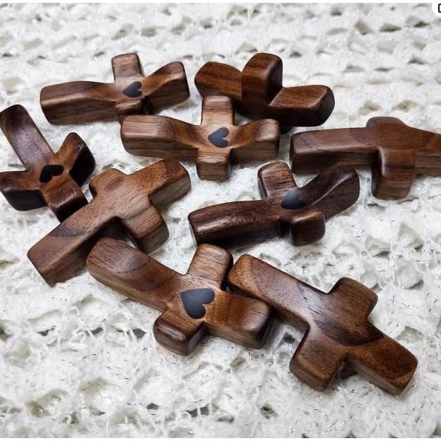 Cross My Heart, Encouragement Gift Wooden Cross for Christians, Fingertip Stress Relief Religious Gifts for Praying, Small Pocket Cross in Bulk with Bag, Walnut Wooden Crosses, 10pcs