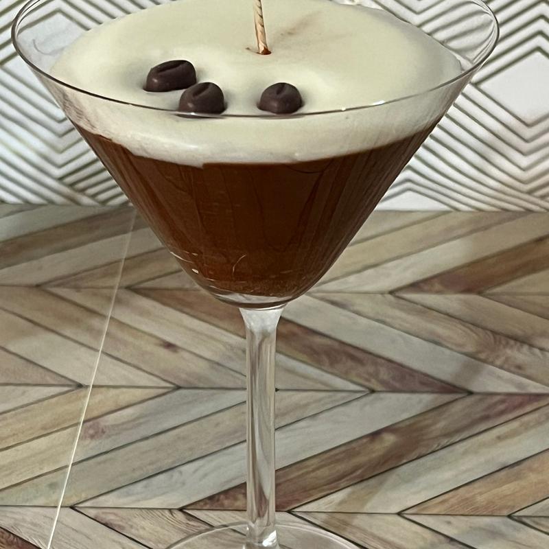 Espresso martini candle