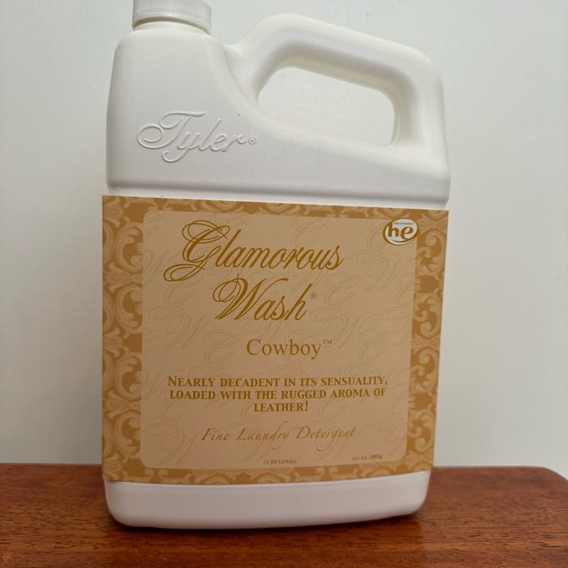 Tyler Candle Company Glamorous Wash 1.89L (64oz) Fine Laundry Detergent