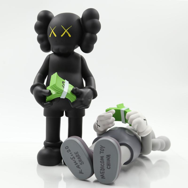 KAWS Violent Bear Sculptures Home Decor Model Figures Artwork, Home Desktop Ornaments, Creative Gifts, Ornaments That Bring Good Luck and Wealth Sculpture Decoration1 animal figurine