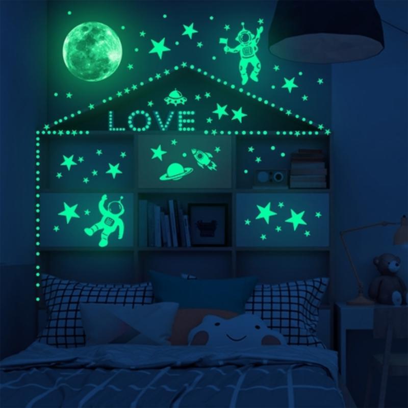 Astronaut Rabbit Pattern Luminous Wall Sticker, 1 Count Glow in The Dark Wall Decal, Self Adhesive Wall Decor for Home Bedroom Living Room