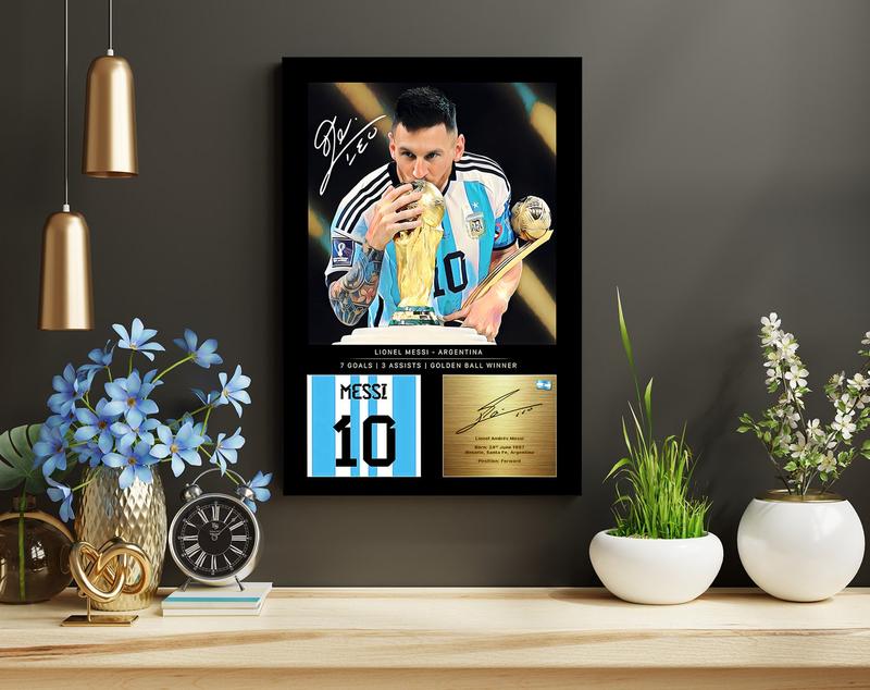 La Pulga 10 Poster, M10, Inspirational Wall Art, Messi Poster, Pop Culture Icon, Football Legends Art, Messi Gift, Sport Home Decor Painting Wall Art, Home Decor Posters